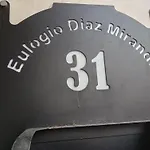 Luminoso En Grado, Cerca De Oviedo *