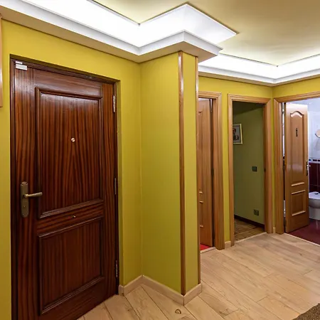 Apartamento Luminoso En Grado, Cerca De Oviedo *